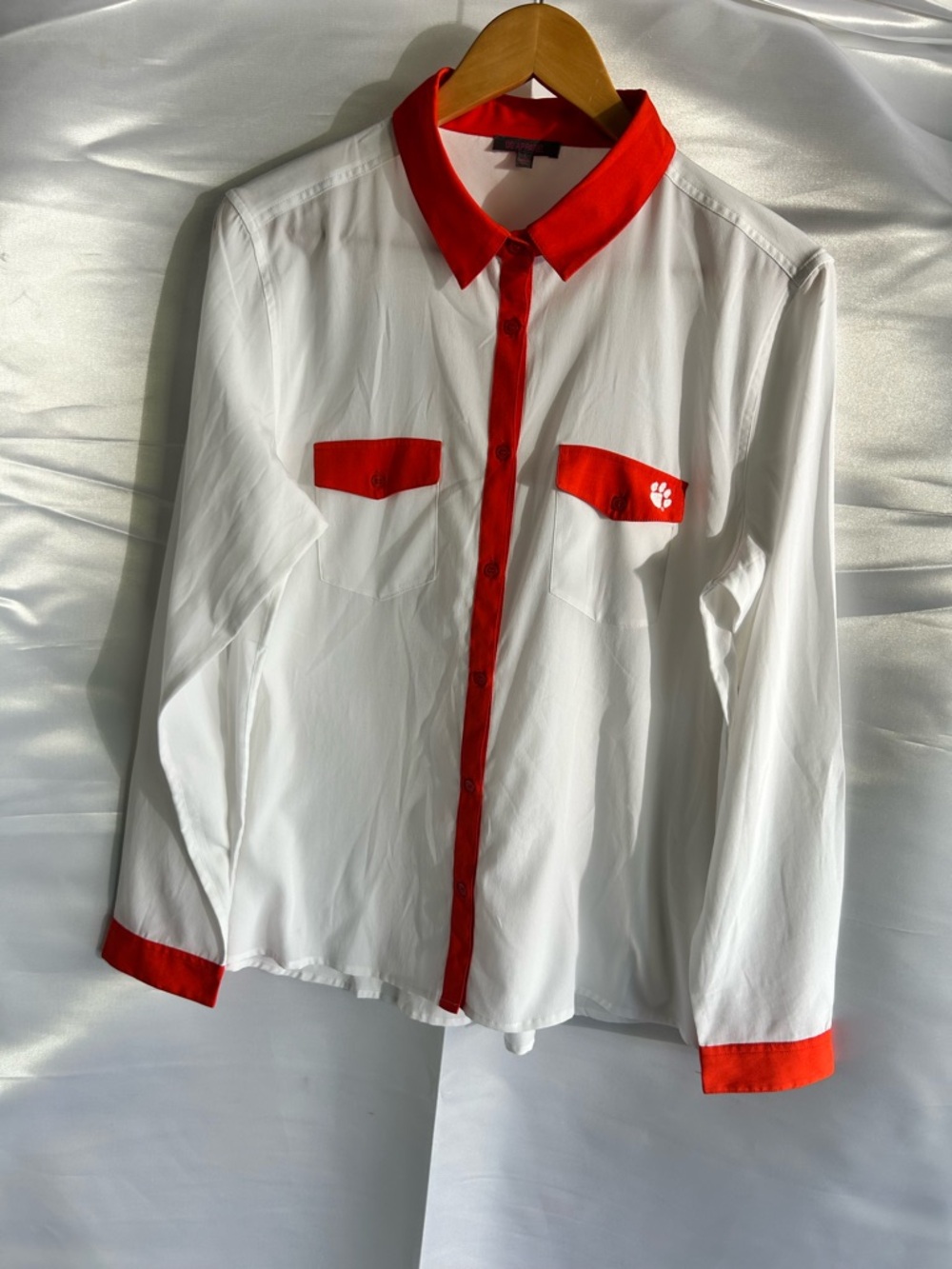 Clemson Tigers Crisp White Orange Trim Embroidered Paw Print Blouse | Size Large